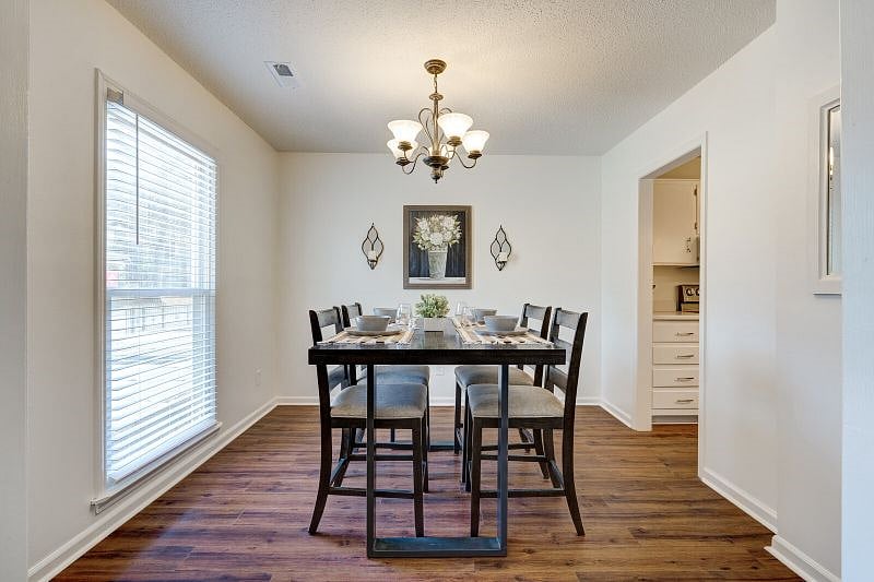 Furnished Finder property 541060_1 photo 6