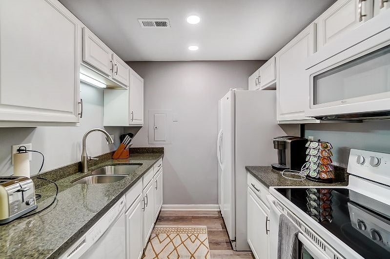 Furnished Finder property 541073_1 photo 14
