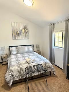 Room 4 Connecting 