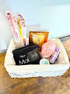 Room 3 gift basket 