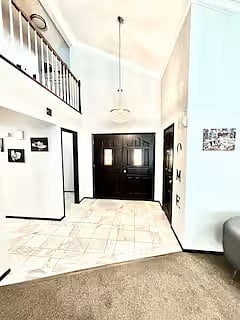 Welcome entrance 