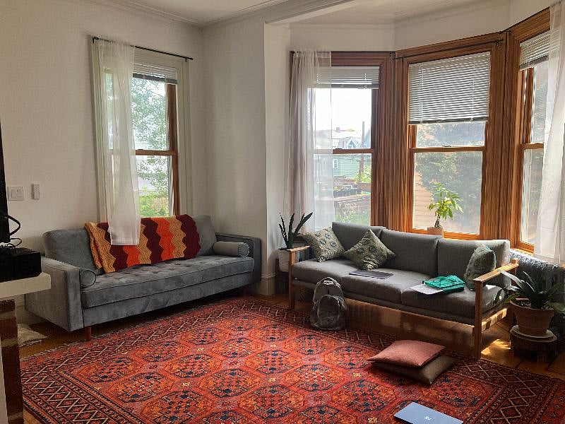 Light-filled rooms