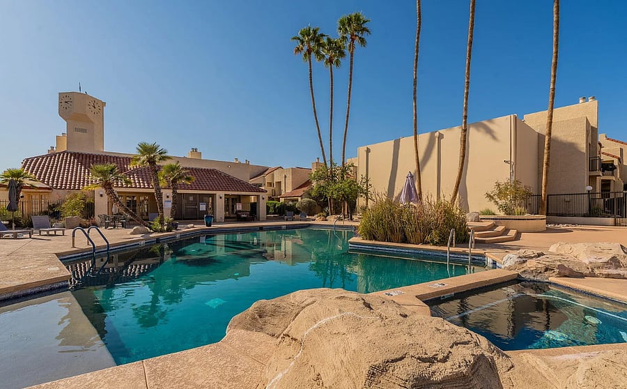 Heated Pool and Jacuzzi