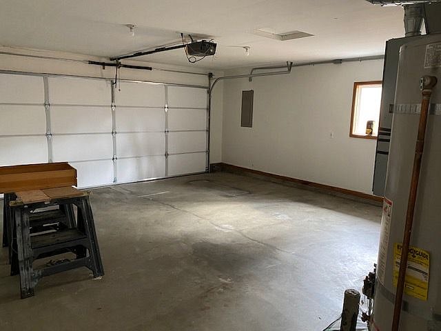 2 Car Garage
