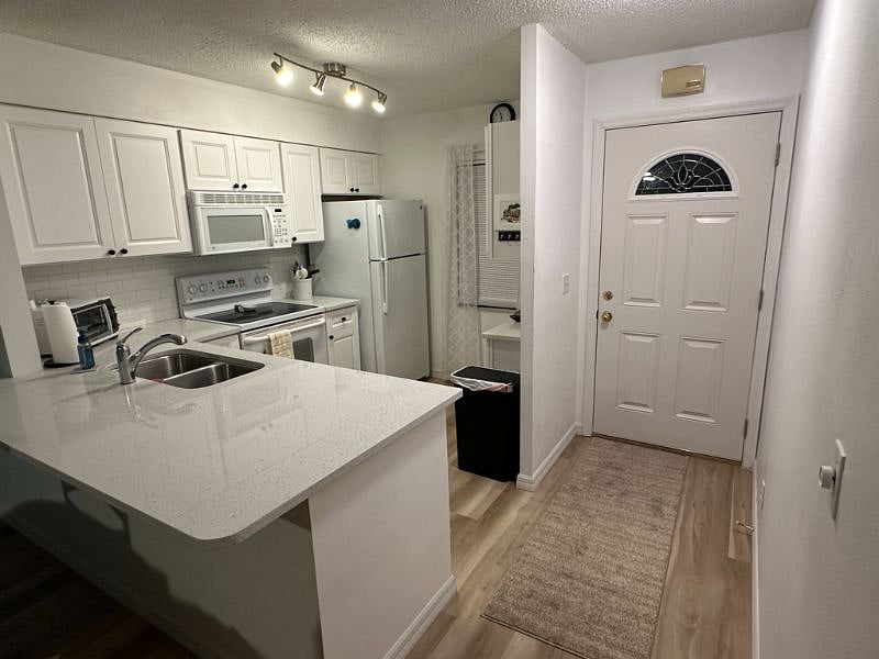 Furnished Finder property 541414_1 photo 10