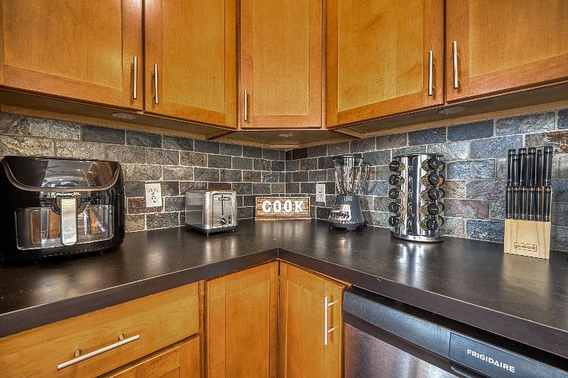 Furnished Finder property 541416_1 photo 12