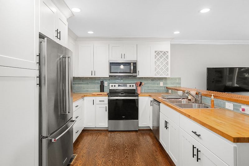 Furnished Finder property 541493_1 photo 13