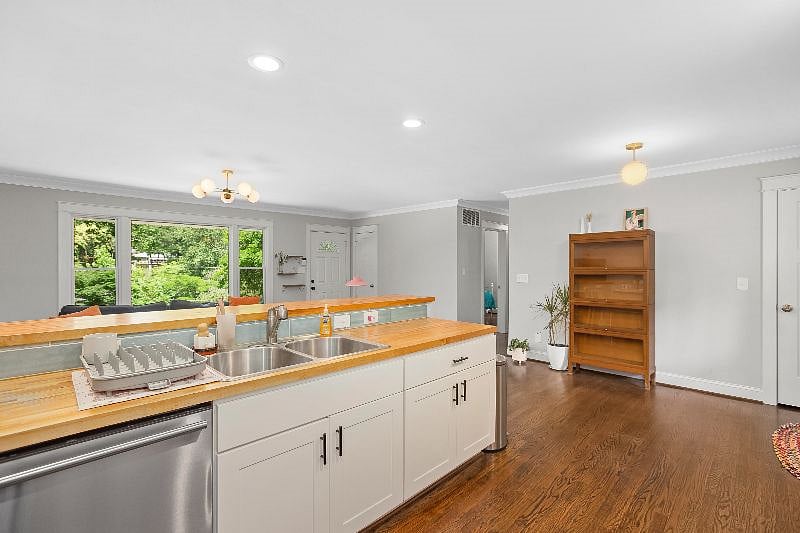 Furnished Finder property 541493_1 photo 16