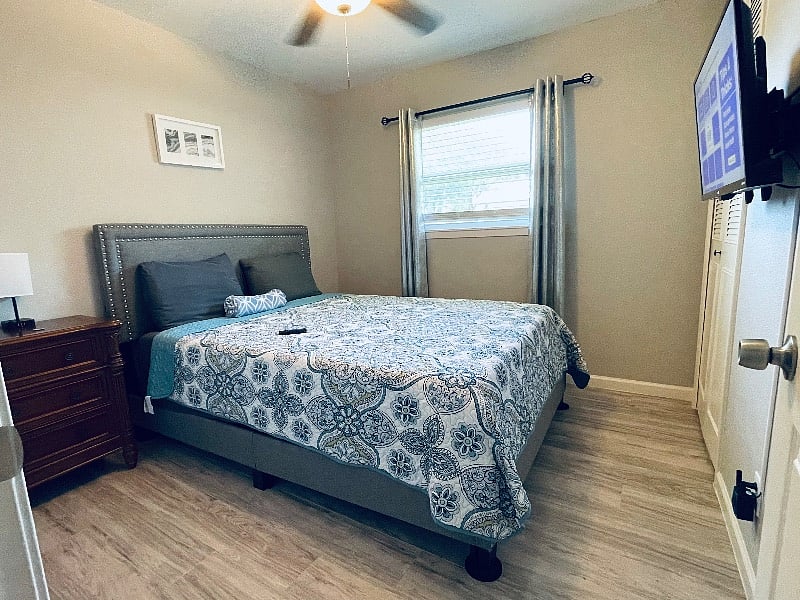 Bedroom #3 with Queen Bed
