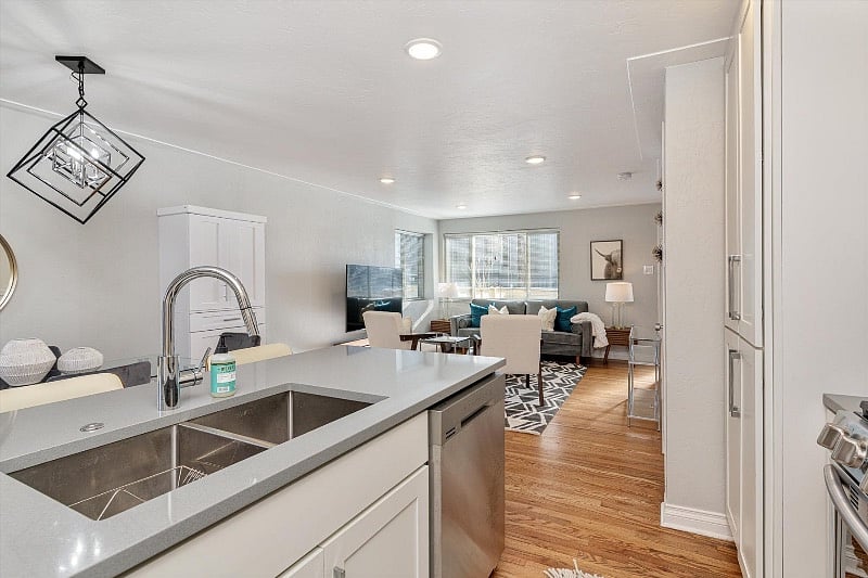 Furnished Finder property 541516_1 photo 3