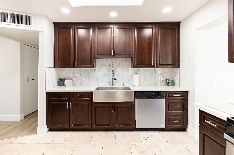 Furnished Finder property 541590_1 photo 7