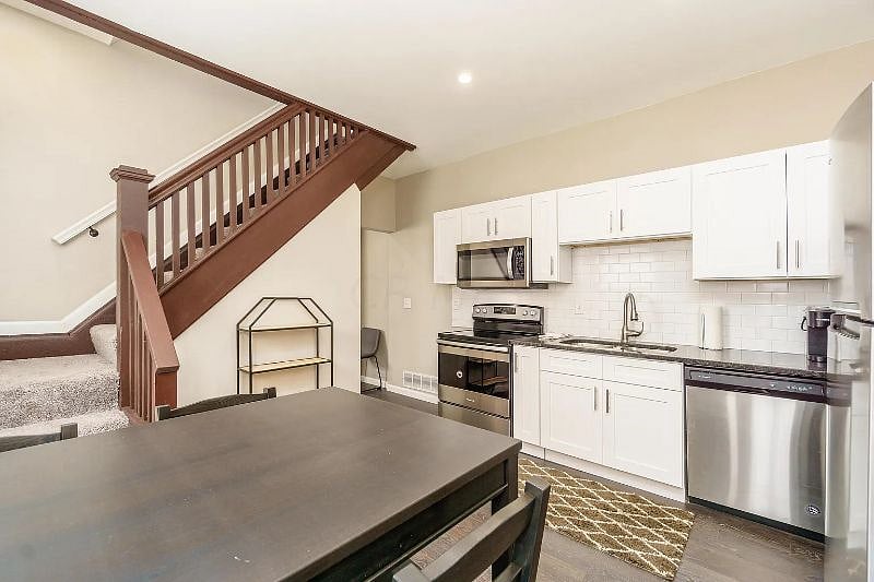 Furnished Finder property 541646_1 photo 9
