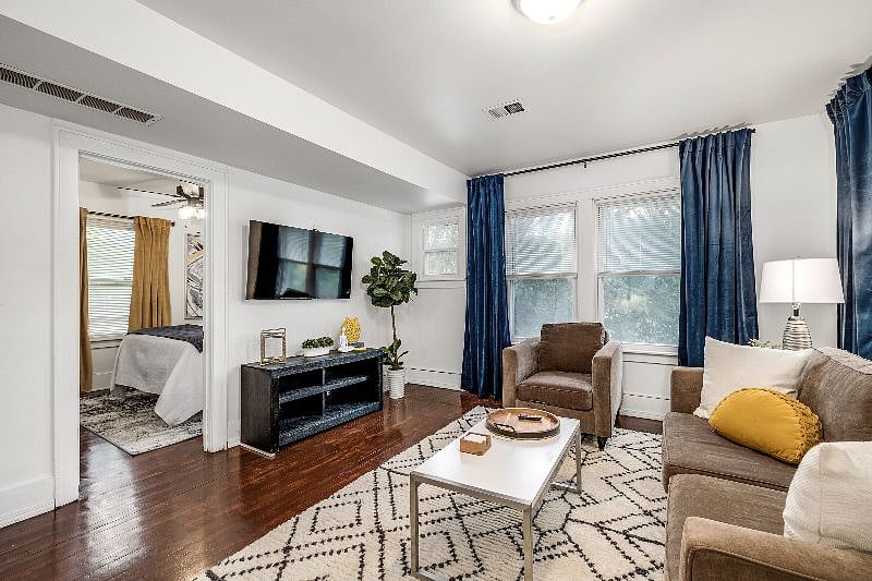 Furnished Finder property 541668_1 photo 3