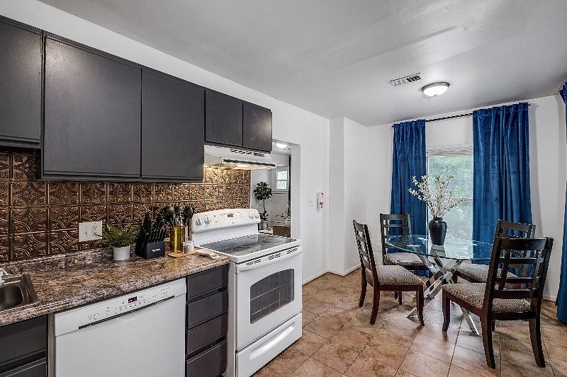 Furnished Finder property 541668_1 photo 9
