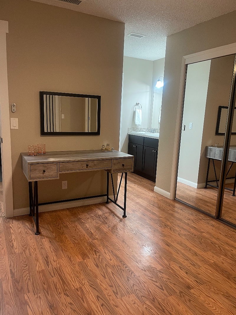 Furnished Finder property 541698_1 photo 17