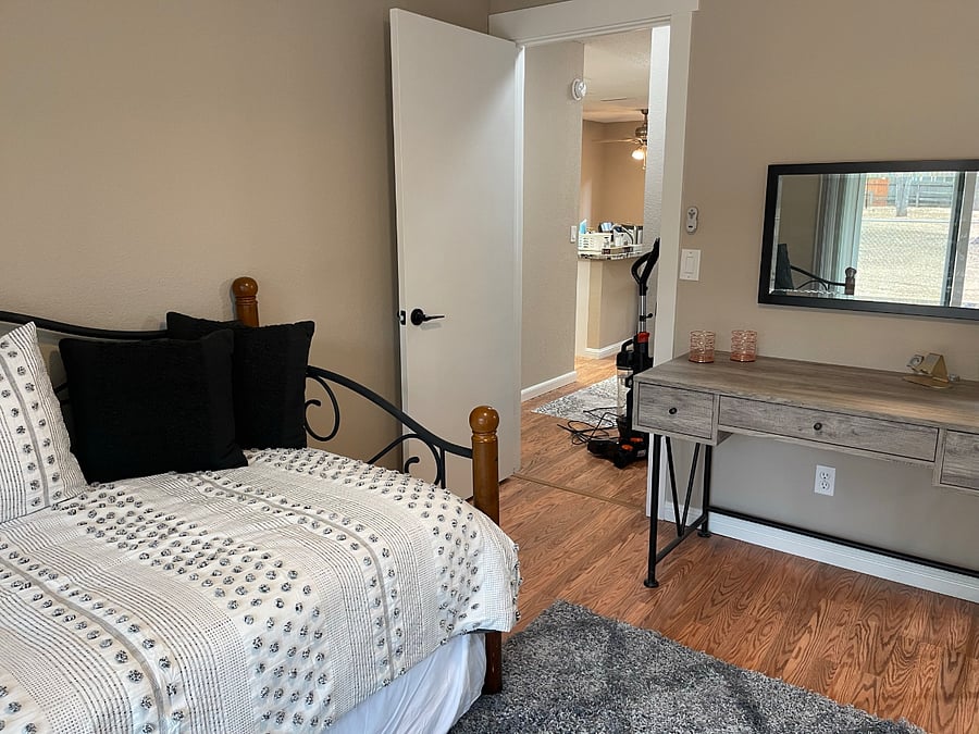 Furnished Finder property 541698_1 photo 14