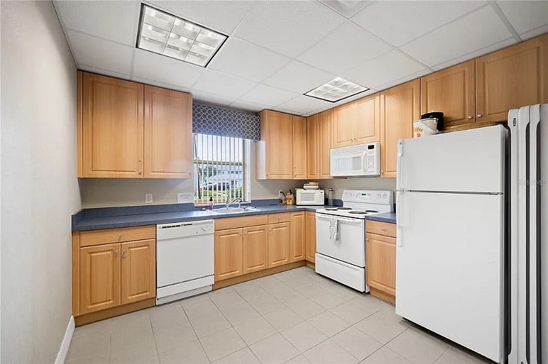 Furnished Finder property 541738_1 photo 24