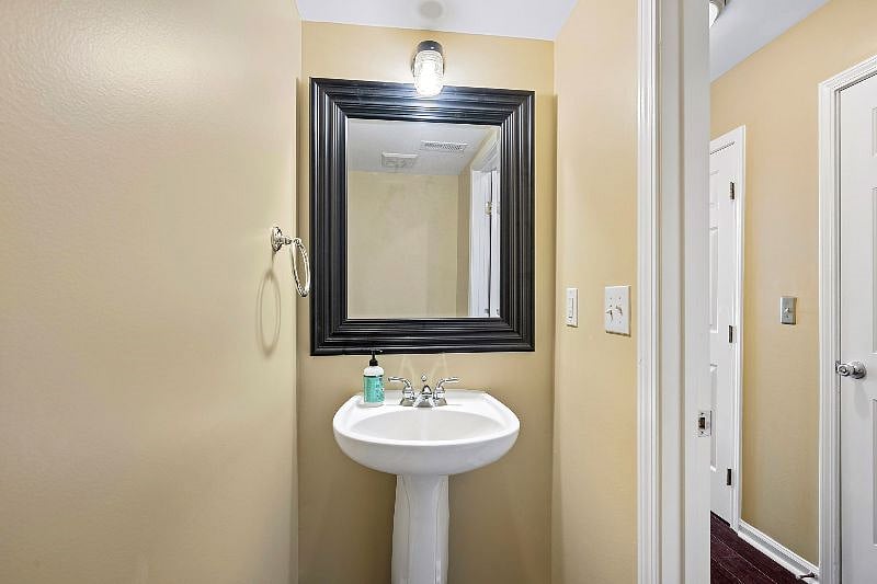 Furnished Finder property 541750_1 photo 20