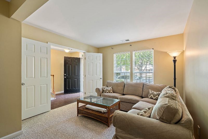 Furnished Finder property 541750_1 photo 18