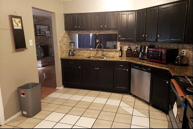 Furnished Finder property 541795_1 photo 12
