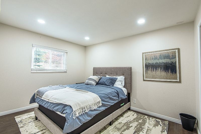 Furnished Finder property 541799_1 photo 30