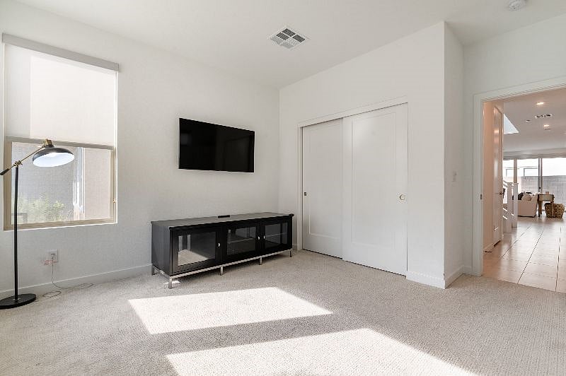Furnished Finder property 541805_1 photo 17