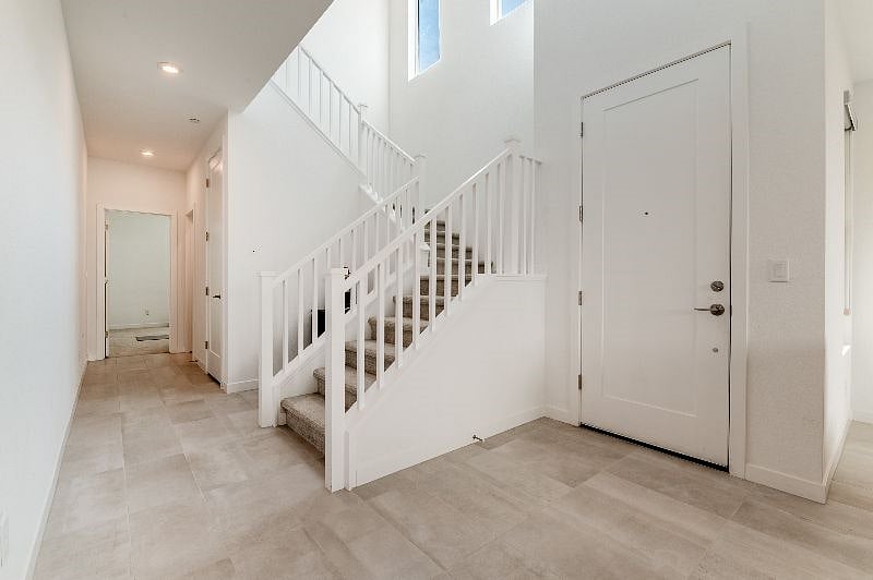 Furnished Finder property 541805_1 photo 19