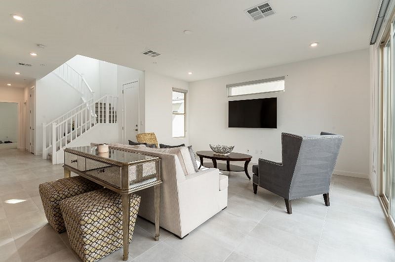 Furnished Finder property 541805_1 photo 7