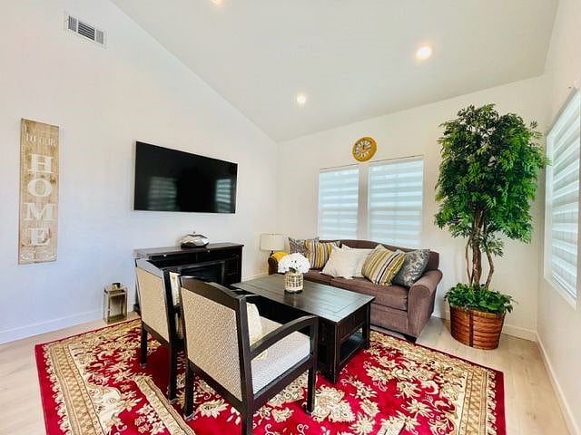 Furnished Finder property 541807_1 photo 20