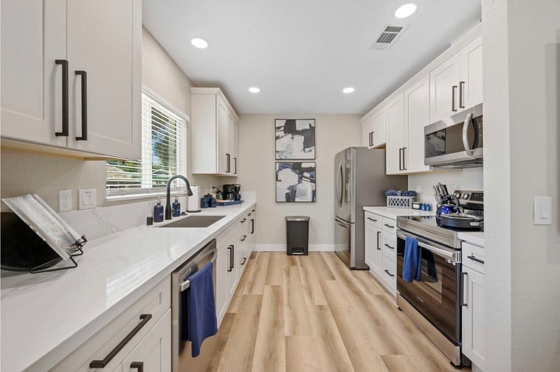 Furnished Finder property 541931_1 photo 24