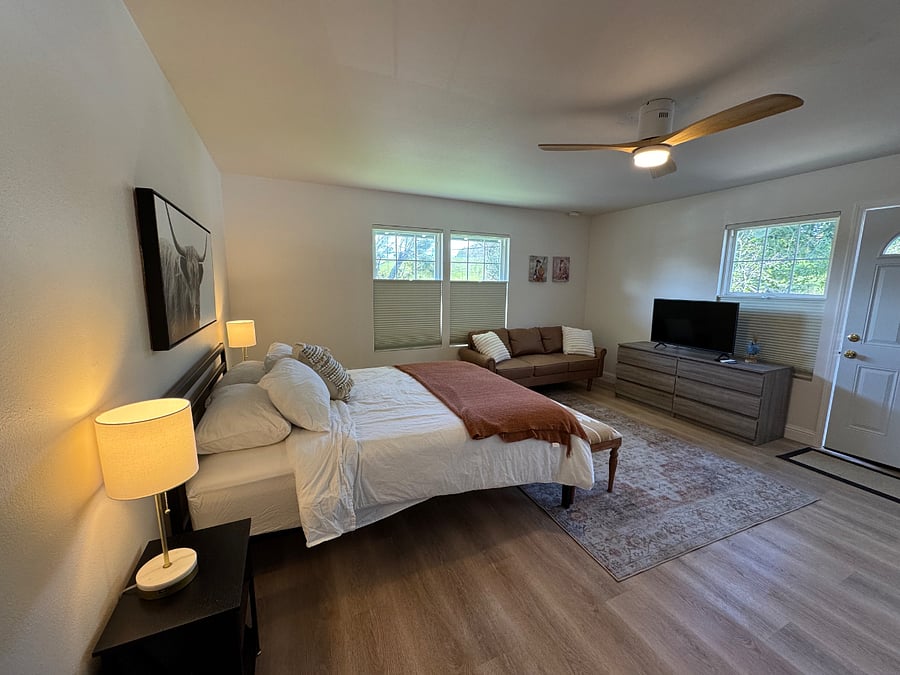 Furnished Finder property 541984_1 photo 15