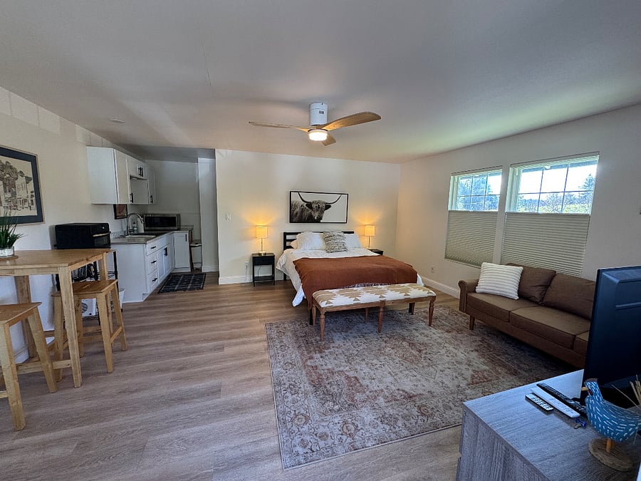 Furnished Finder property 541984_1 photo 1