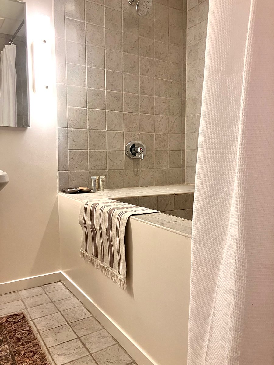 Furnished Finder property 541992_1 photo 10