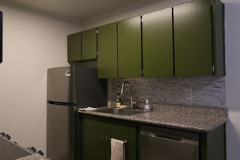 Furnished Finder property 542059_1 photo 5