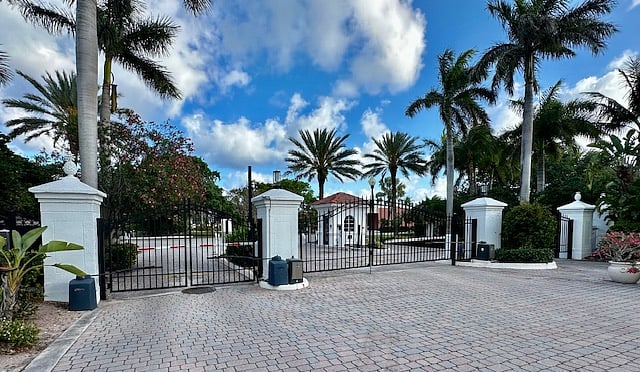 Furnished Finder property 542078_1 photo 15
