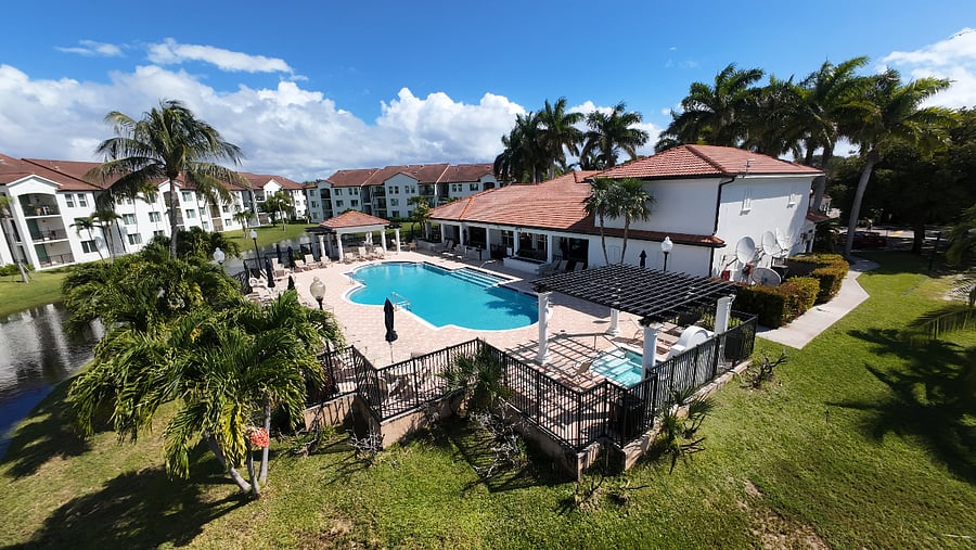 Furnished Finder property 542078_1 photo 24