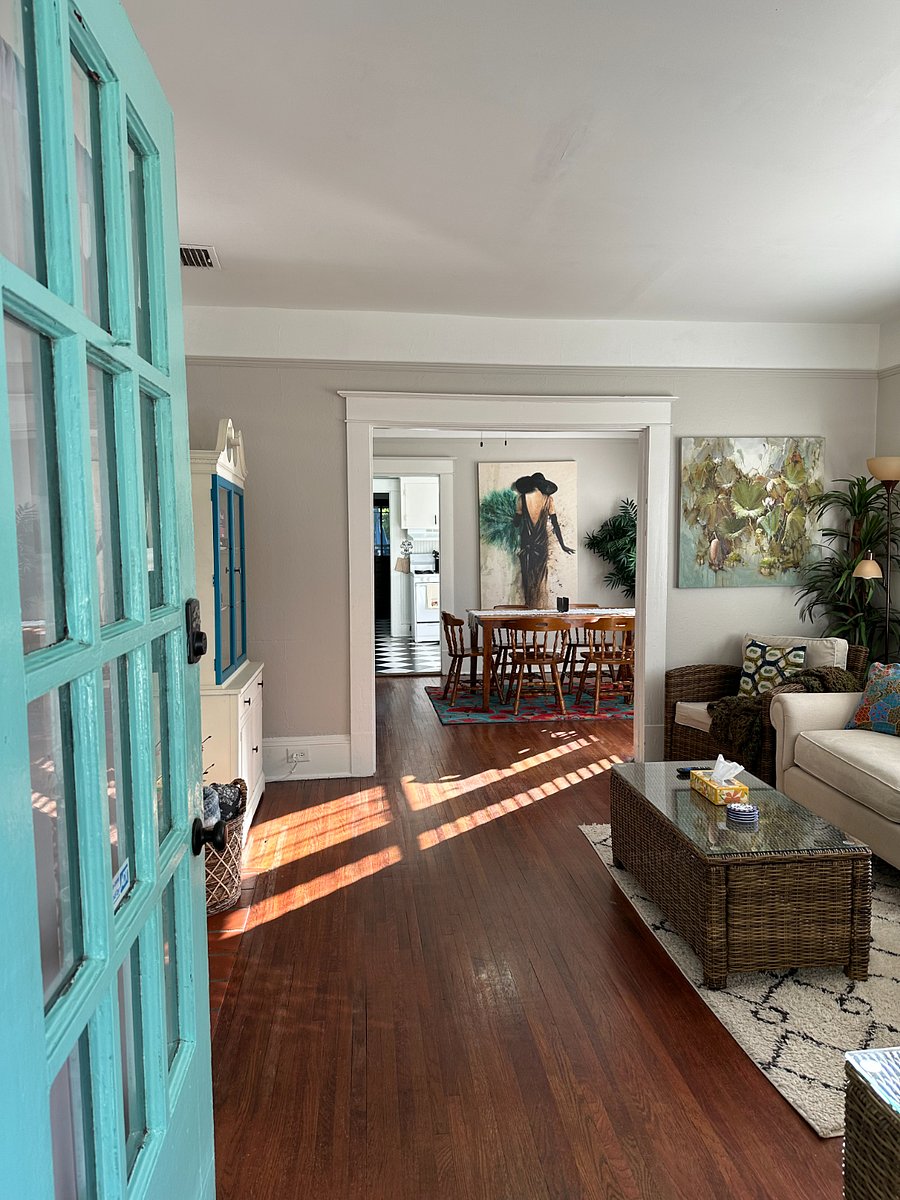 Furnished Finder property 542120_1 photo 32