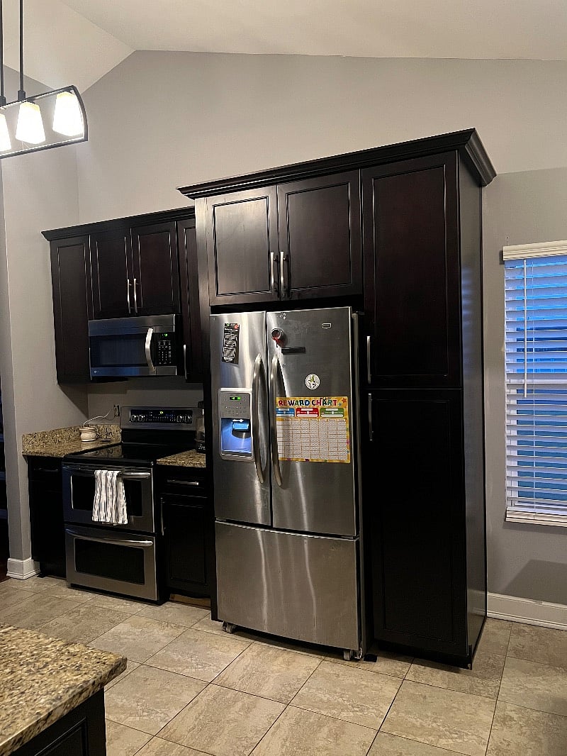 Kitchen (Common Area)