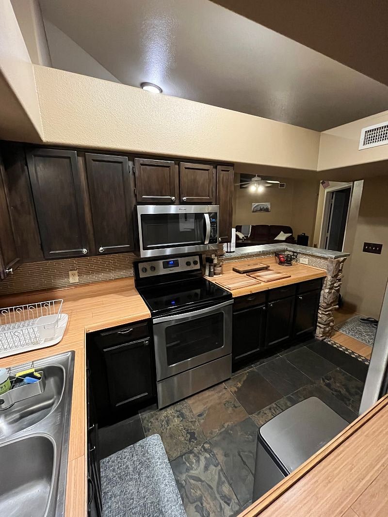 Furnished Finder property 542217_1 photo 9