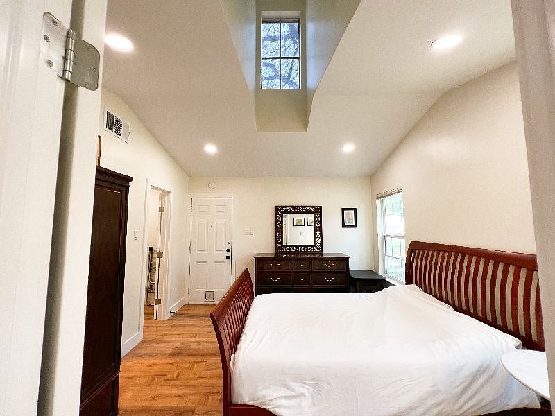 Furnished Finder property 542237_1 photo 3