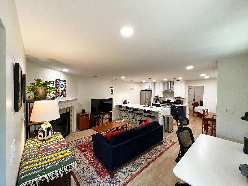 Furnished Finder property 542237_1 photo 7