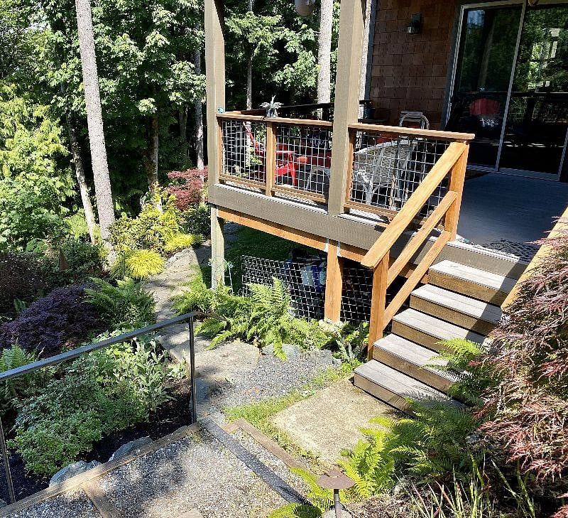 Your private deck and entrance