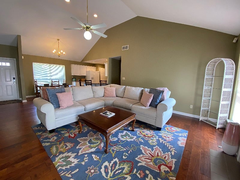 Furnished Finder property 542263_1 photo 3