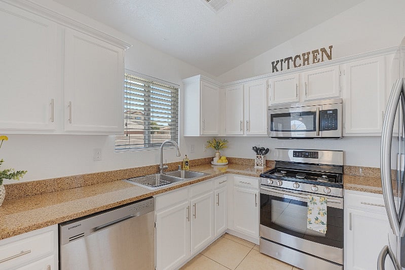 Furnished Finder property 542273_1 photo 6
