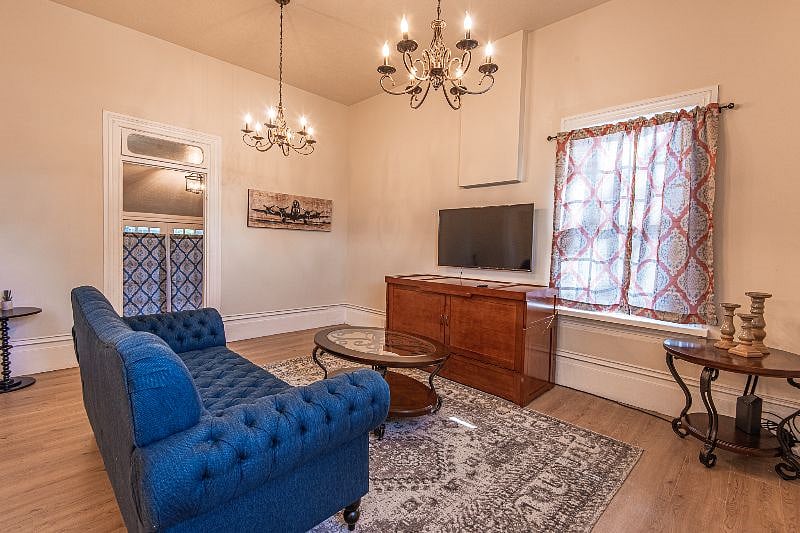 Furnished Finder property 542288_1 photo 3