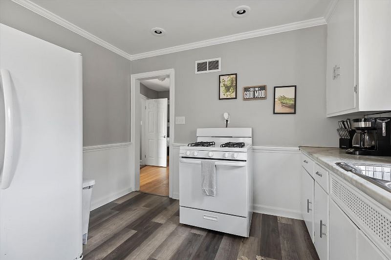 Furnished Finder property 542301_1 photo 10