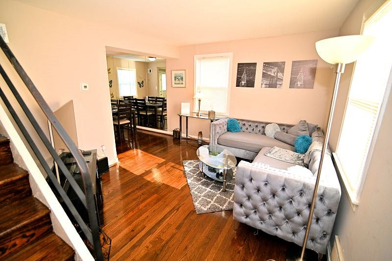 Furnished Finder property 542343_1 photo 3