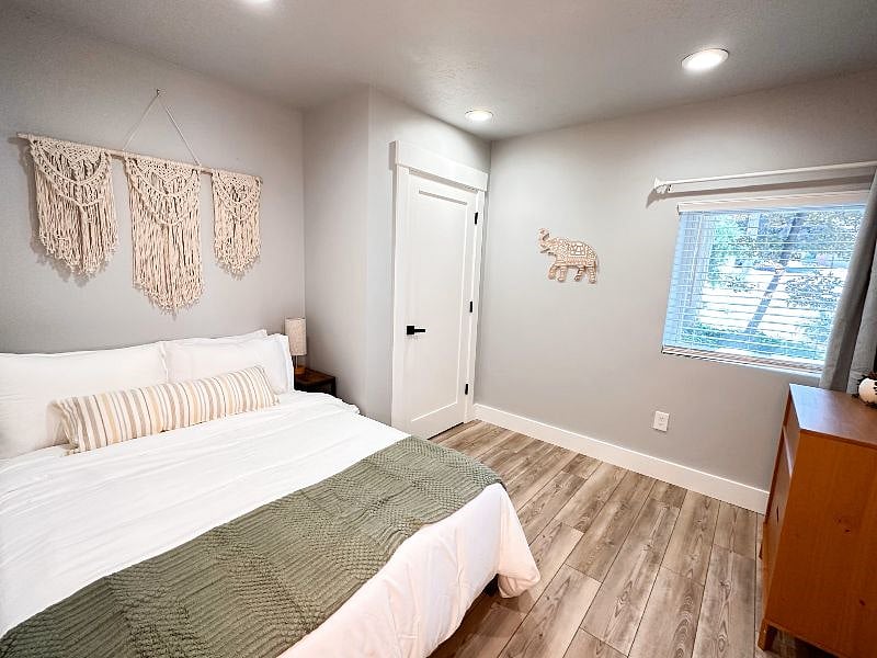 Furnished Finder property 542355_1 photo 12