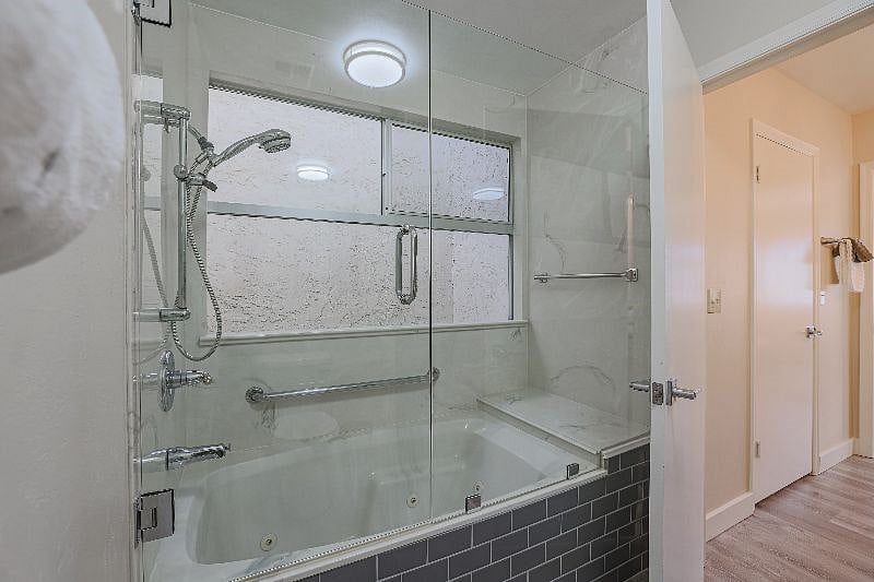 Furnished Finder property 542435_1 photo 10