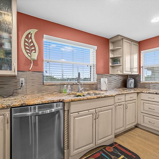 Furnished Finder property 542499_1 photo 4
